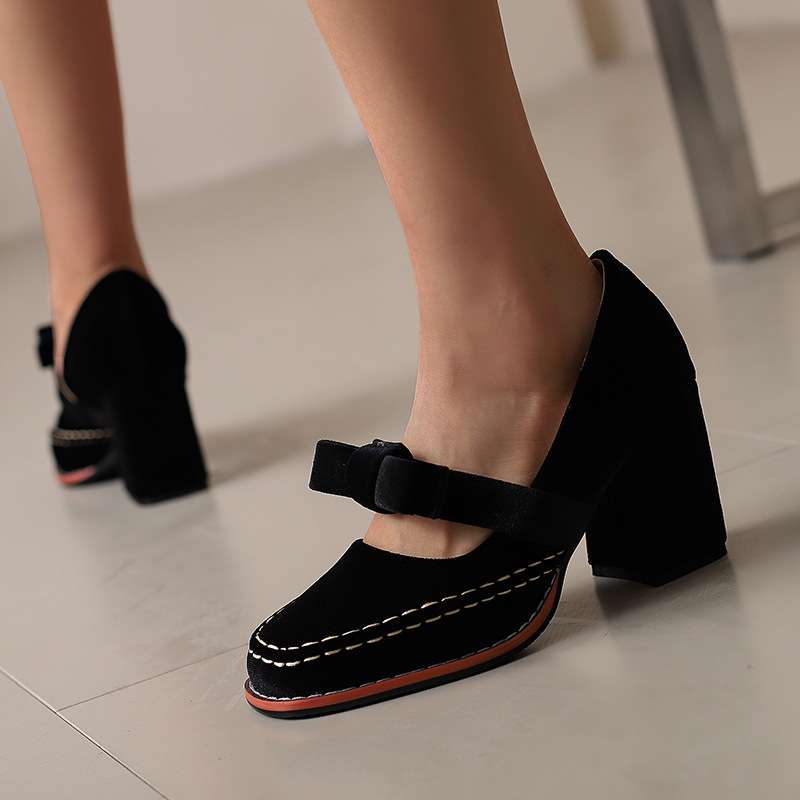 Mocassins Femme avec Talon Carré en Velours Lucyle