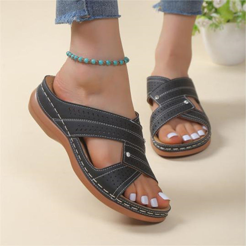 Pantoufles Femme avec Semelle Plateforme en PU Lucyle