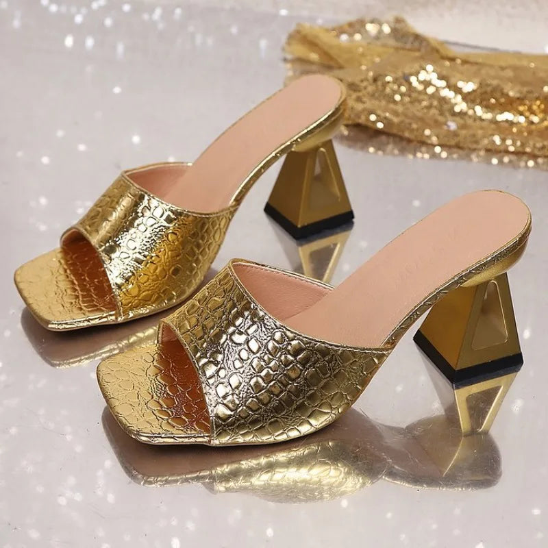 Sandales Femme avec Talon Carré et Bout Ouvert Lucyle
