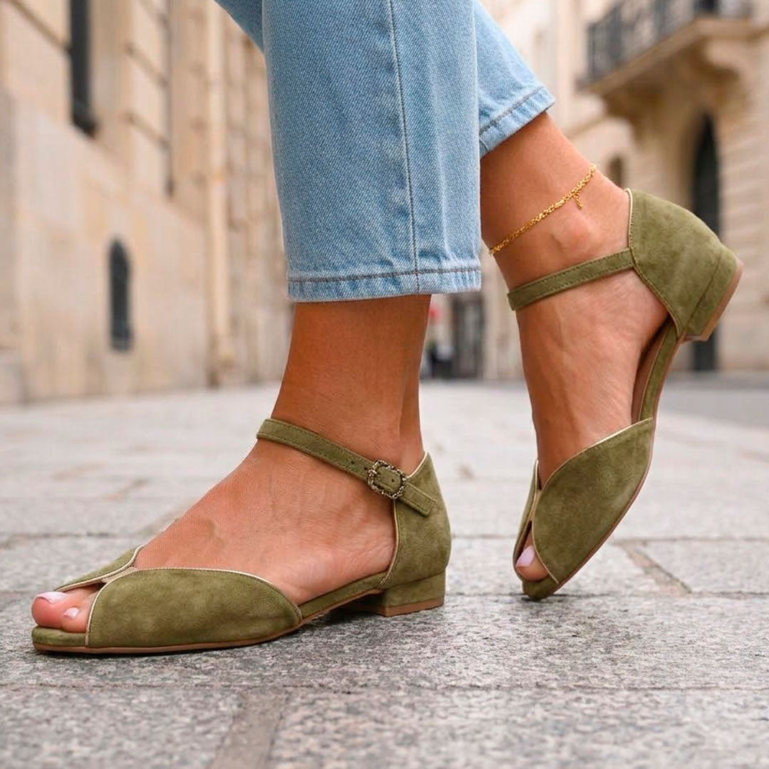 Sandales Plates Femme Bout Pointu avec Bride de Cheville Lucyle Vert olive