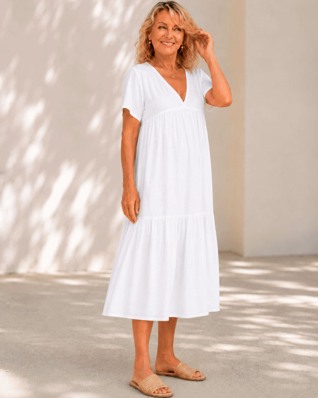 Robe Midi Femme avec Col en V et Manches Courtes Lucyle