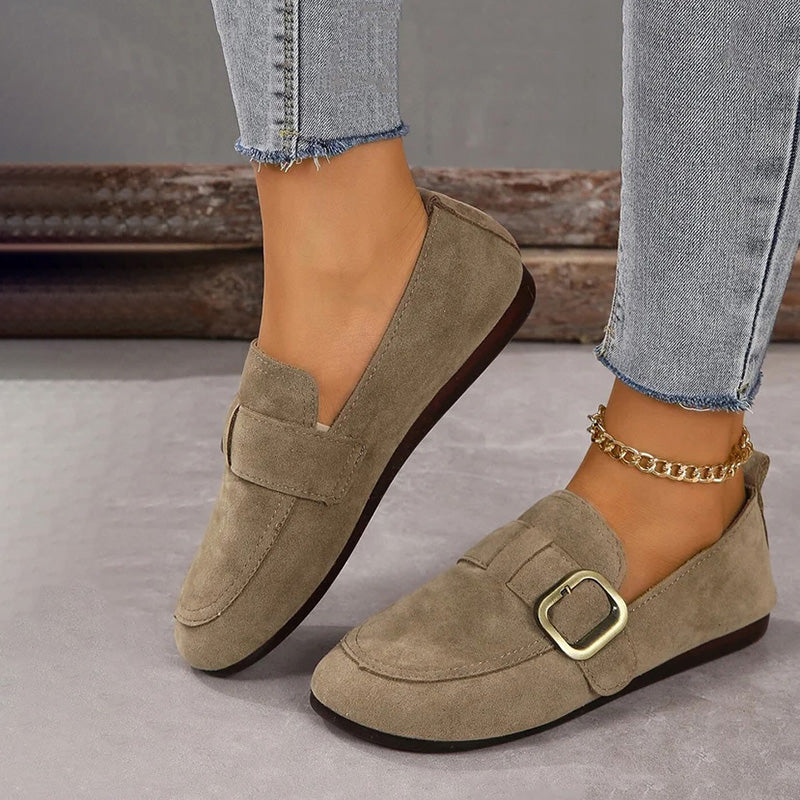 Chaussures à Enfiler Femme en Daim avec Talon Plat Lucyle