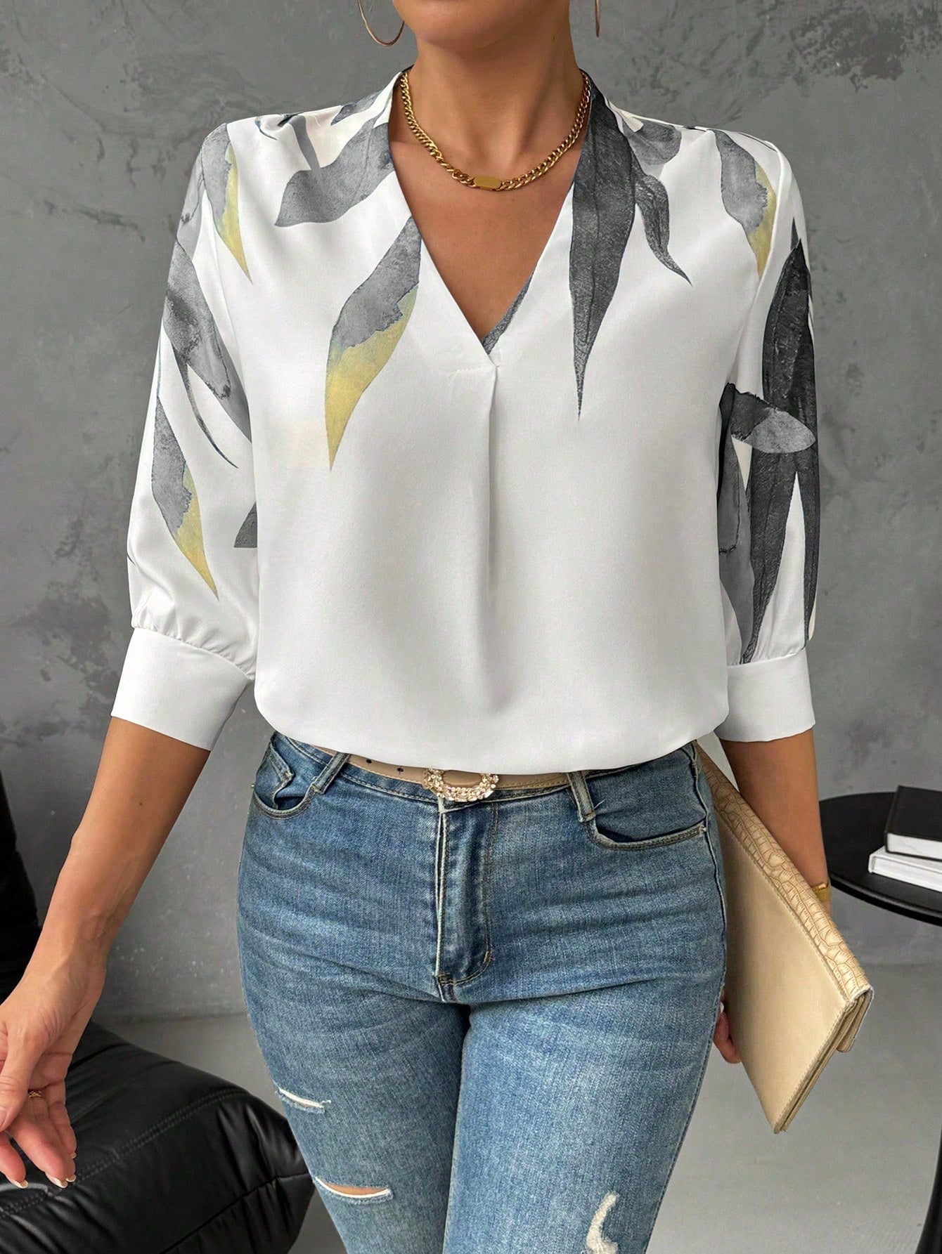 Chemise Femme Manches Mi-Longues avec Col V Lucyle