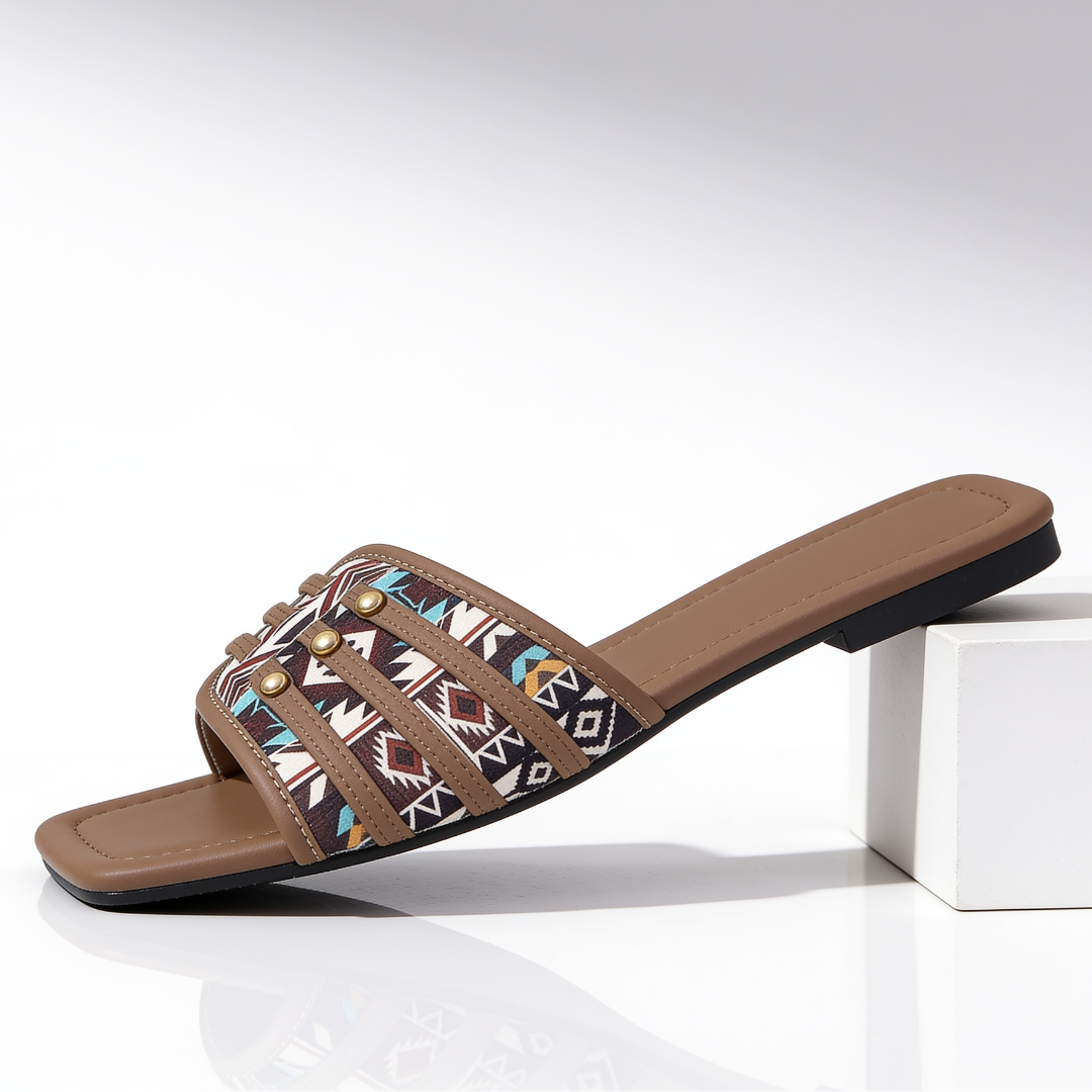 Claquettes Femme avec Panneau Aztèque Lucyle