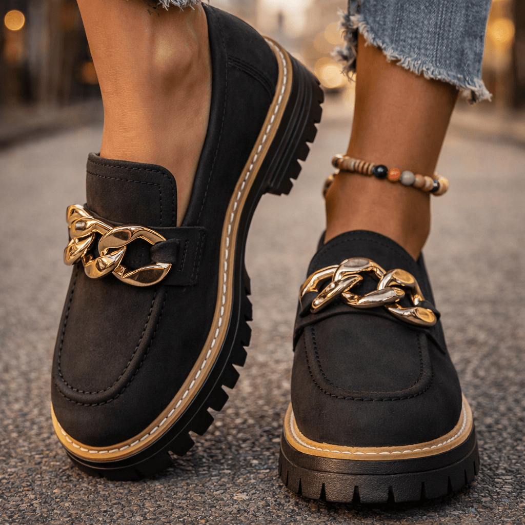 Mocassins Femme avec Détails Dorés en Daim Lucyle