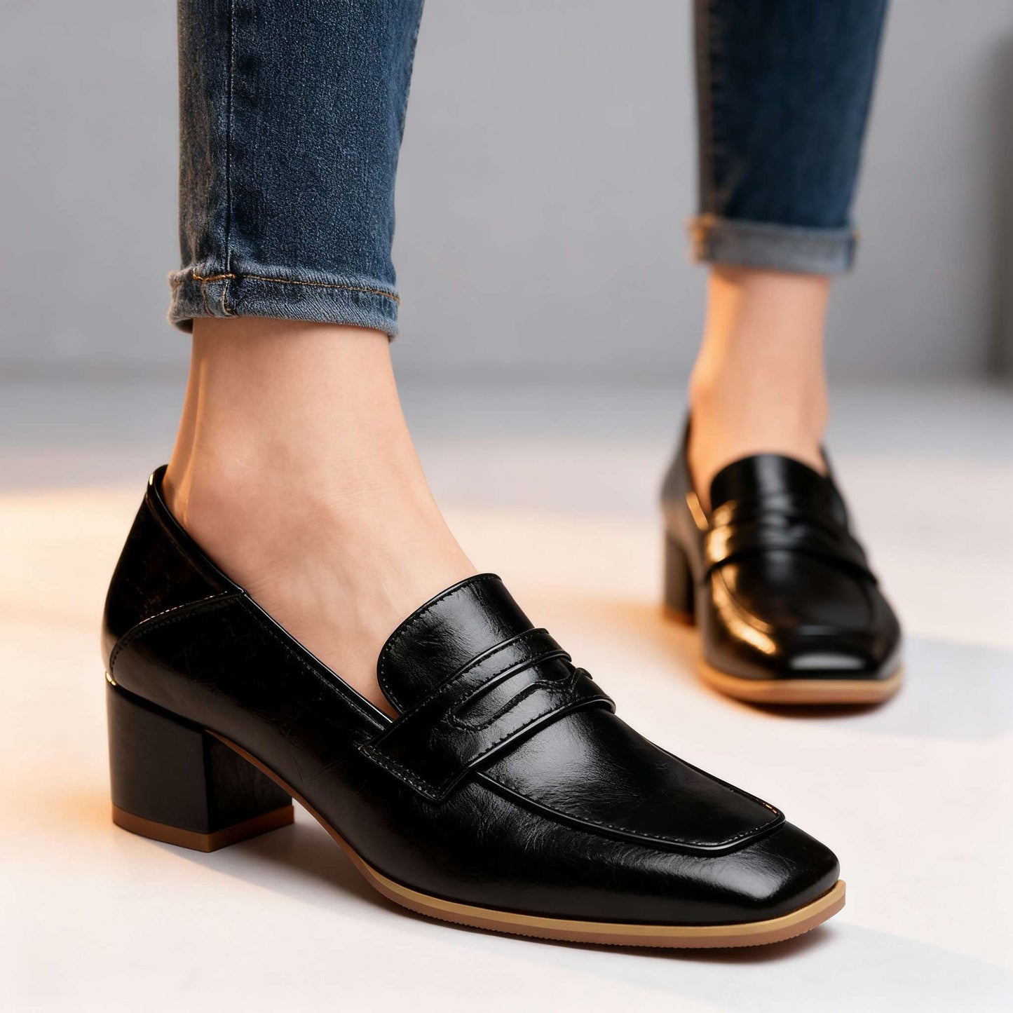 Mocassins Femme avec Talon Bloc en Cuir Lucyle