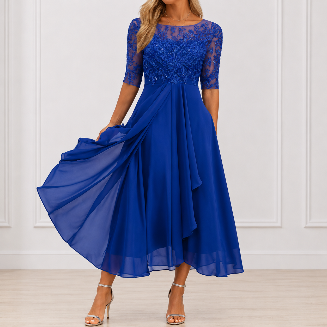Robe Élégante Femme avec Détails Floraux Lucyle