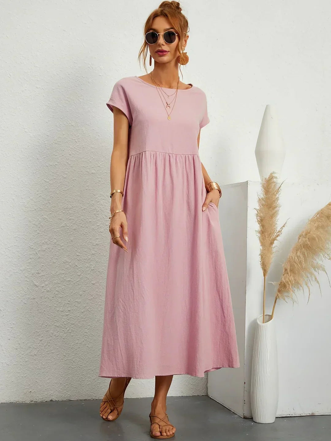 Robe Femme avec Design Intemporel et Confort Lucyle