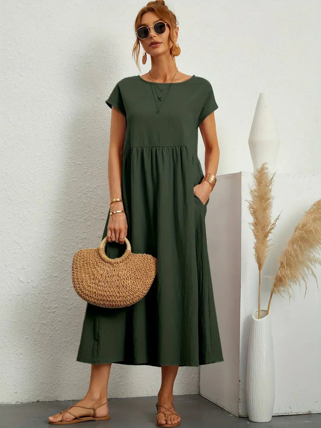 Robe Femme avec Design Intemporel et Confort Lucyle