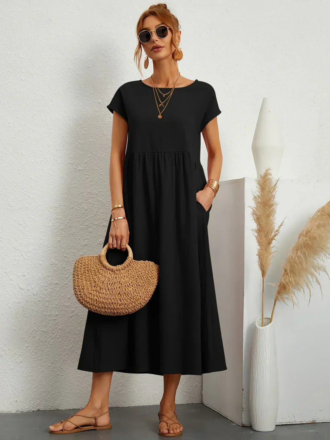Robe Femme avec Design Intemporel et Confort Lucyle