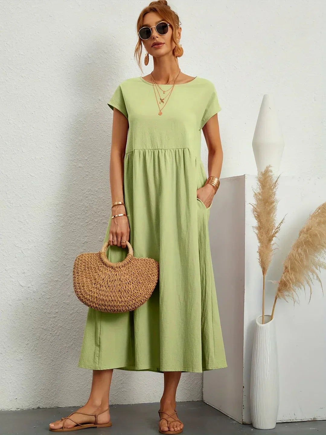 Robe Femme avec Design Intemporel et Confort Lucyle