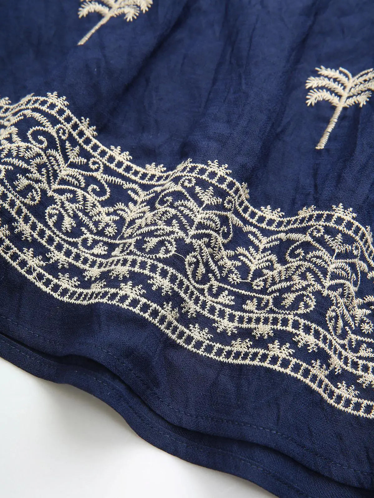 Robe Femme avec Épaules Dénudées et Motif Floral Lucyle