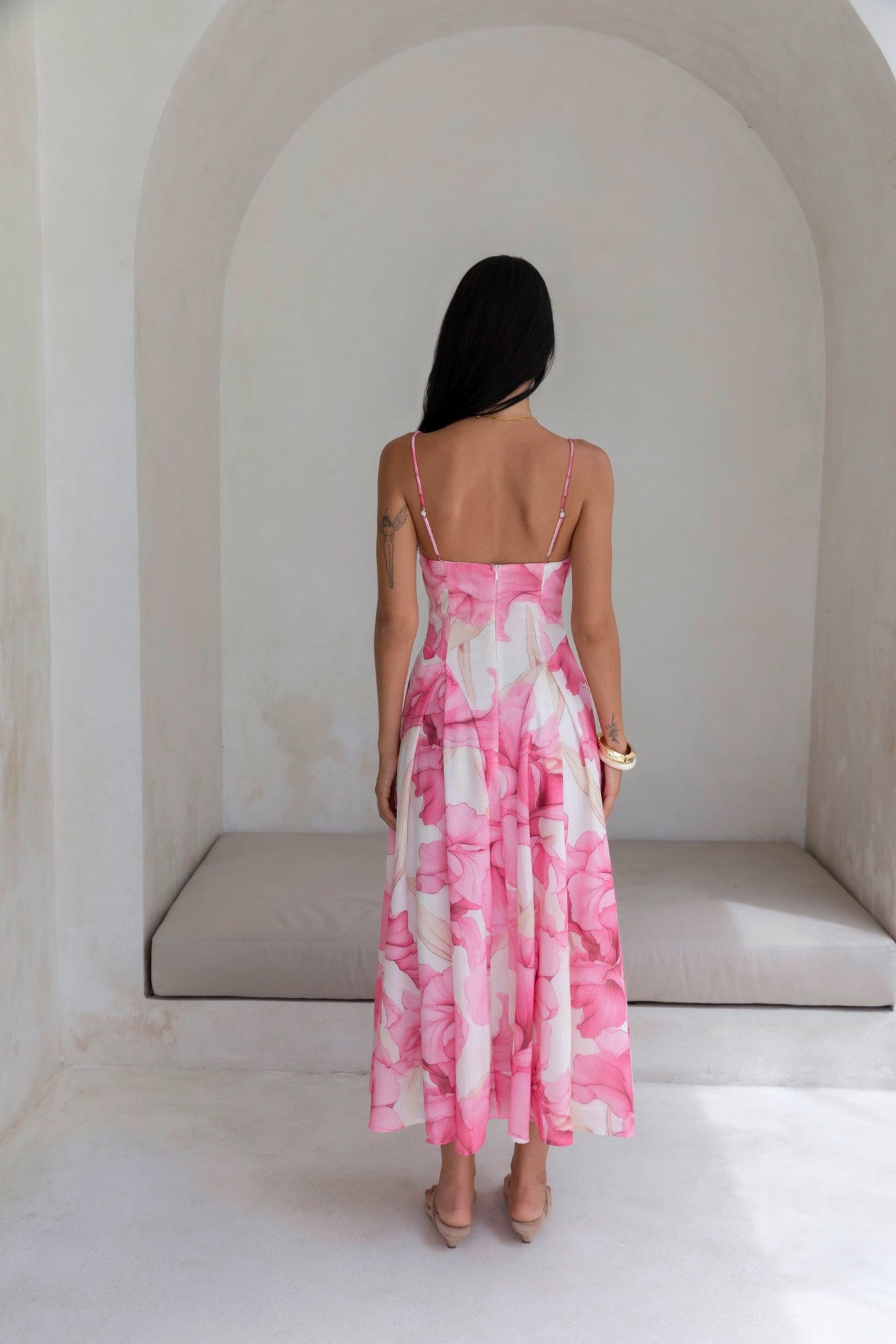 Robe Longue Femme avec Col en V et Silhouette Fluide Lucyle