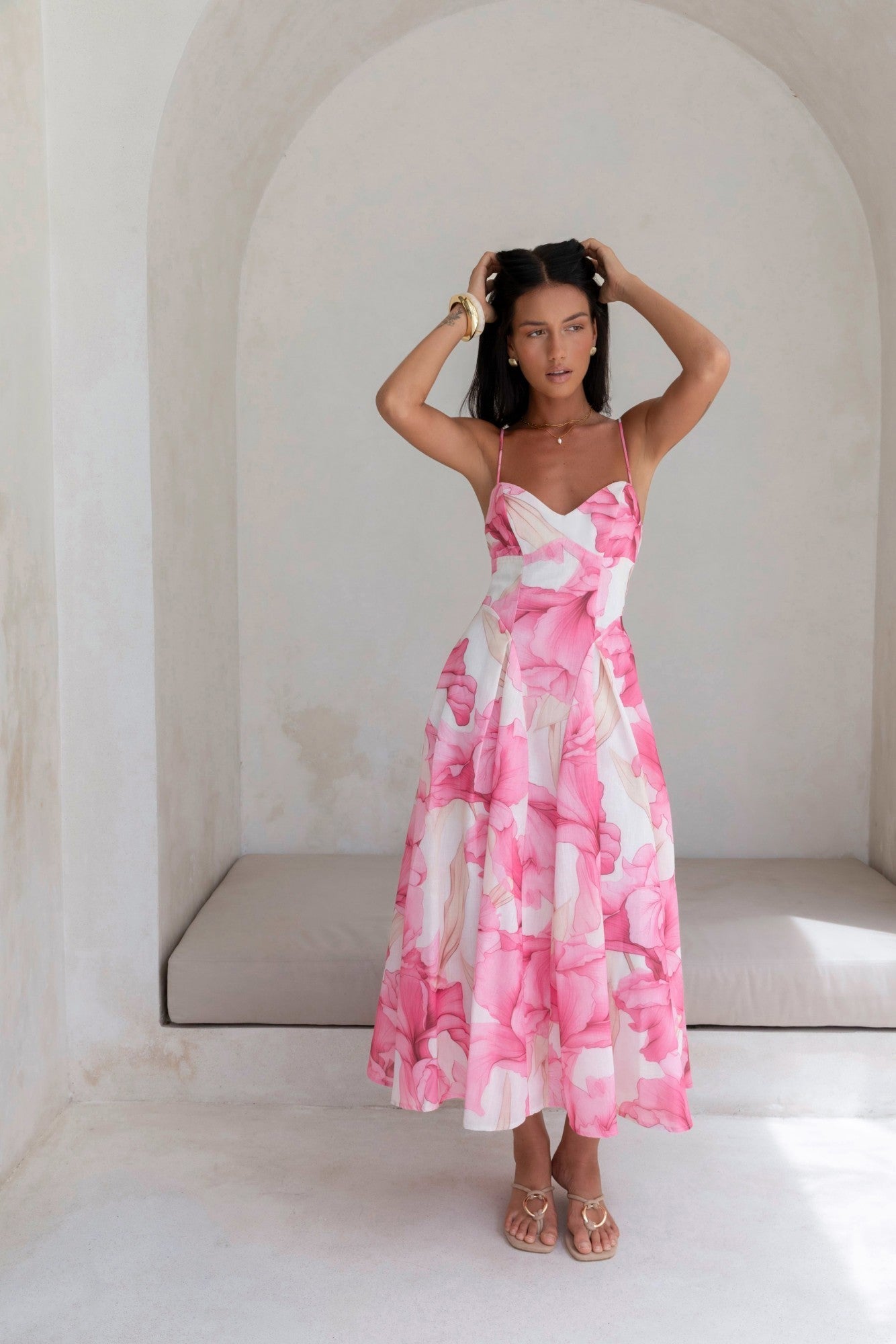 Robe Longue Femme avec Col en V et Silhouette Fluide Lucyle