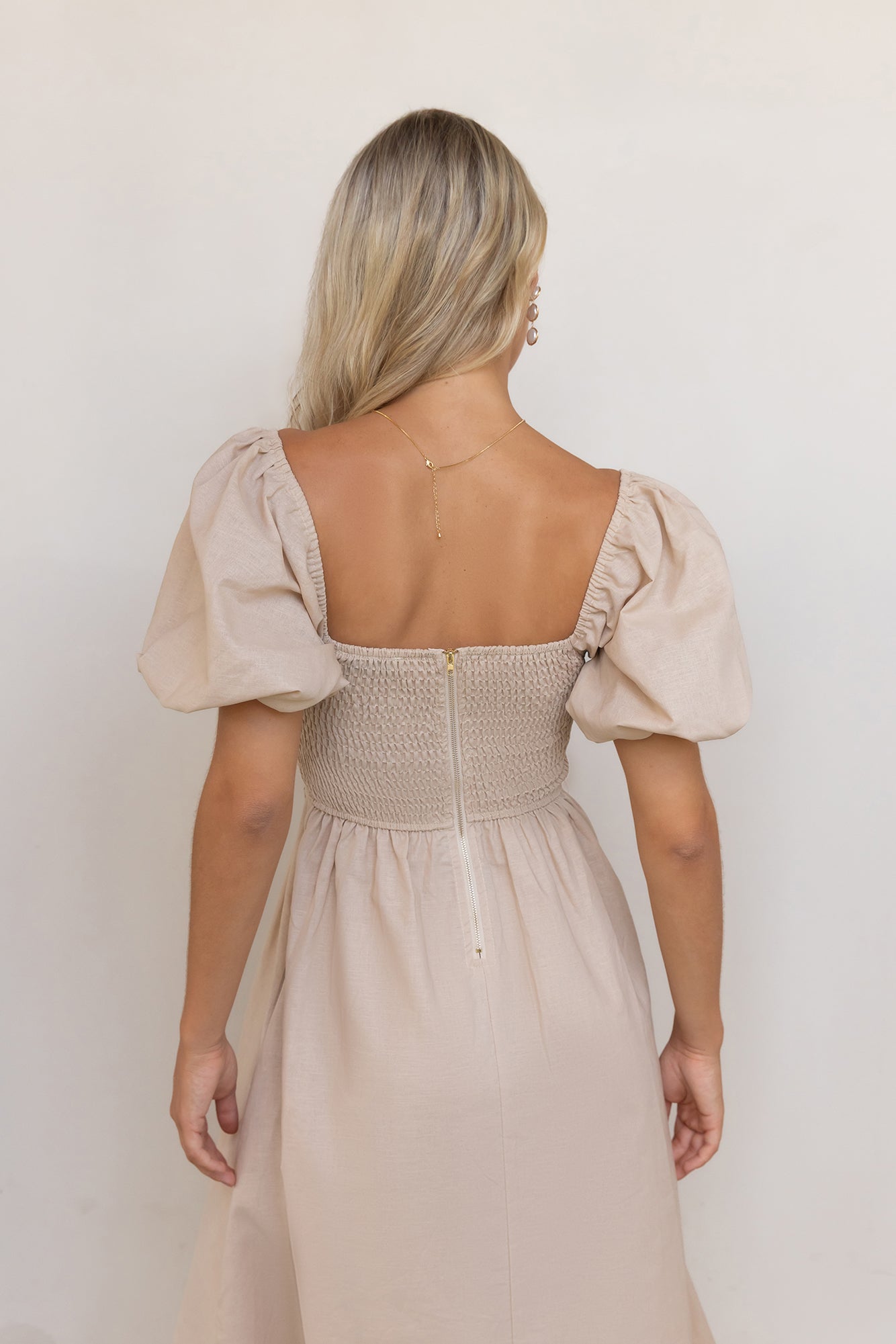 Robe Longue Femme avec Détails Élégants Lucyle
