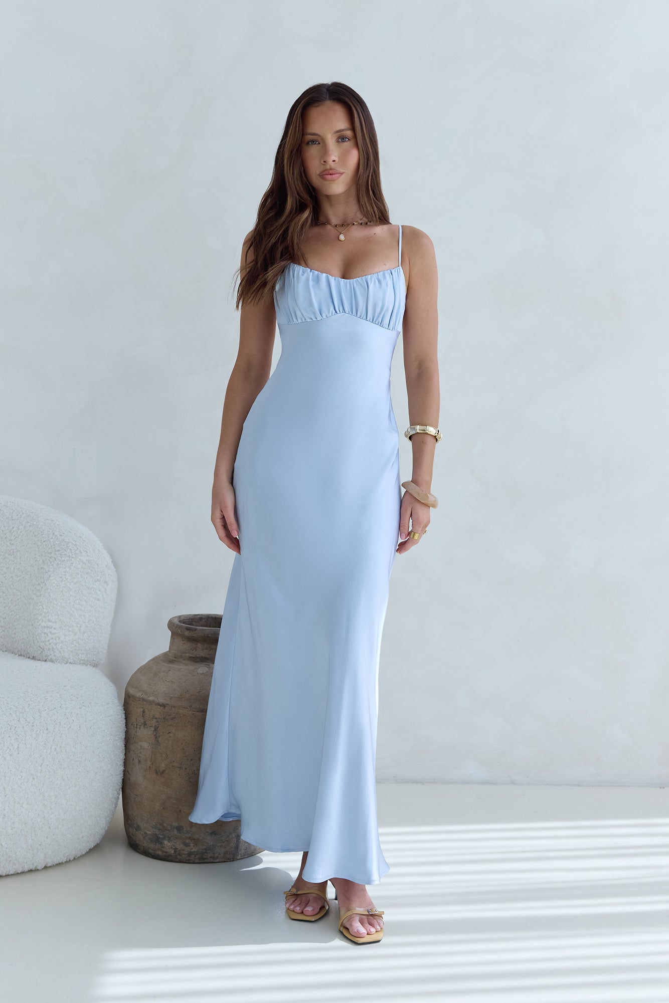 Robe Longue Femme avec Dos Nu en Satin Lucyle