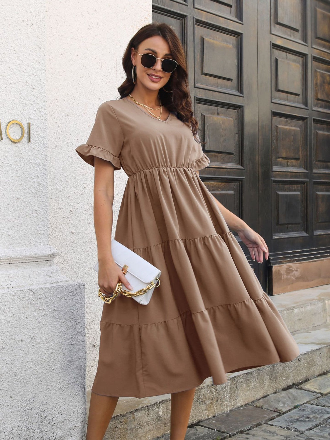 Robe Midi Femme avec Volants Élégants Lucyle