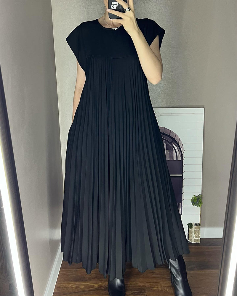 Robe Plissée Femme avec Design Élégant Sans Manches Lucyle