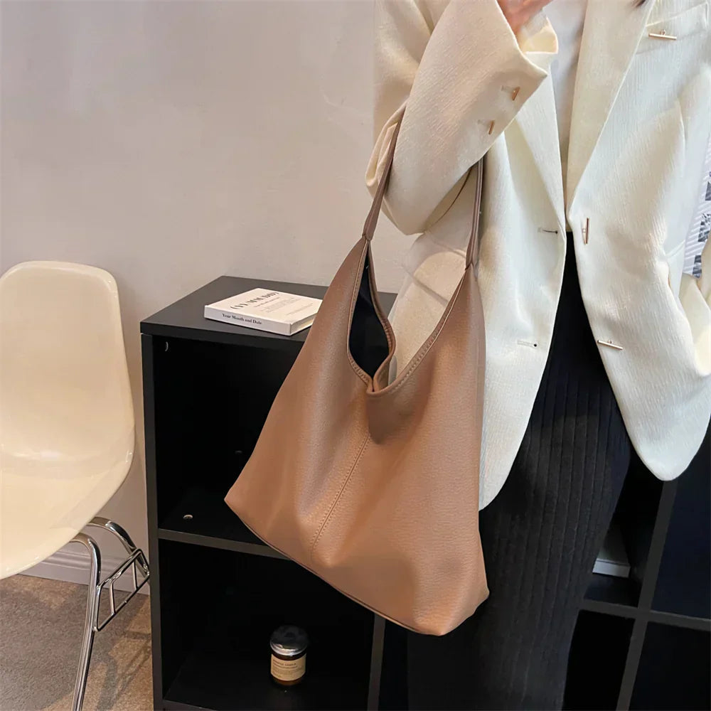 Sac Hobo Femme avec Cuir Végétalien Spacieux Lucyle