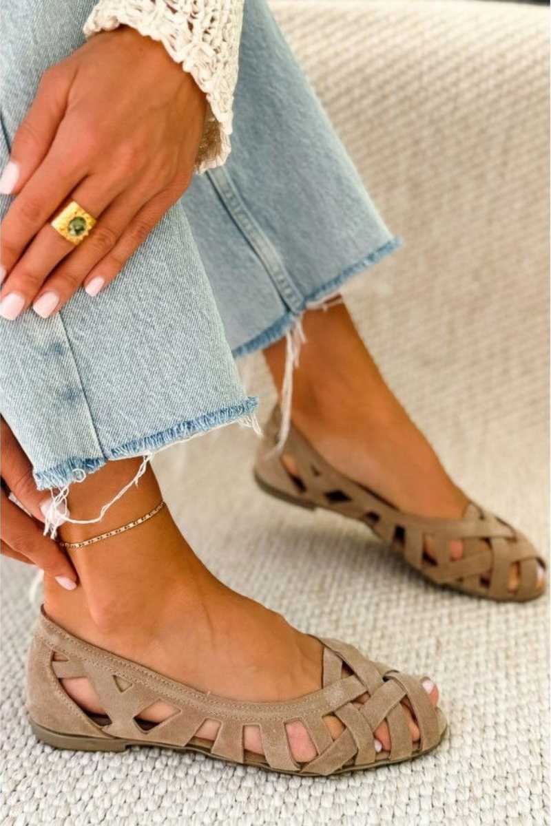 Sandales Femme avec Design Tissé et Confort Lucyle