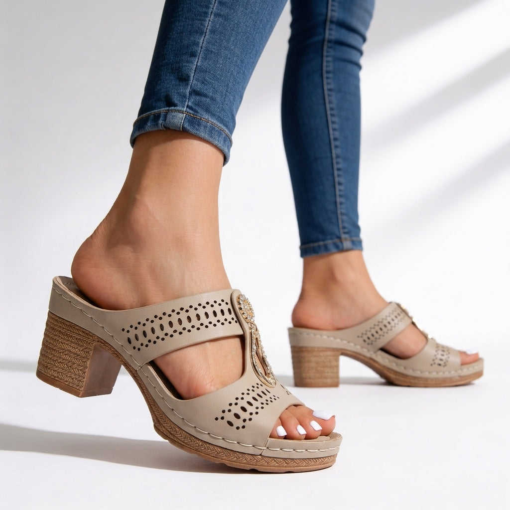 Sandales Femme avec Talon Bloc et Détails en Strass Lucyle