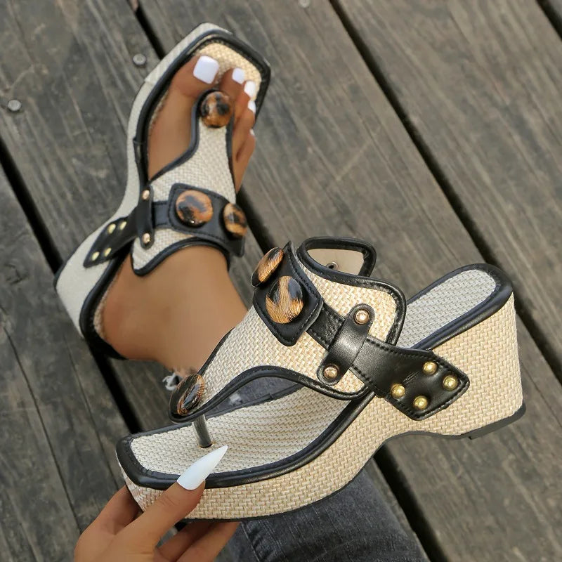 Sandales Femme avec Talon Compensé en Raphia Lucyle