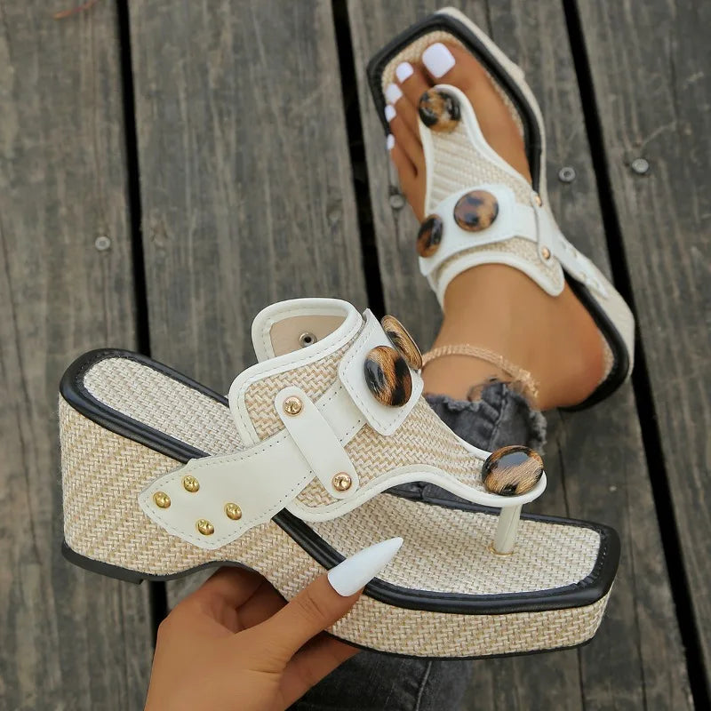 Sandales Femme avec Talon Compensé en Raphia Lucyle