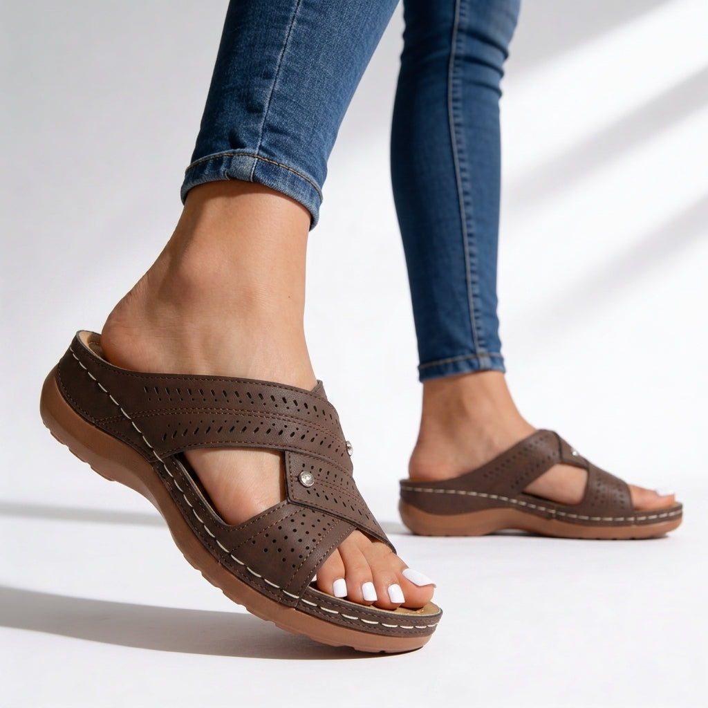 Sandales Femme avec Tige Croisée en Simili Cuir Lucyle