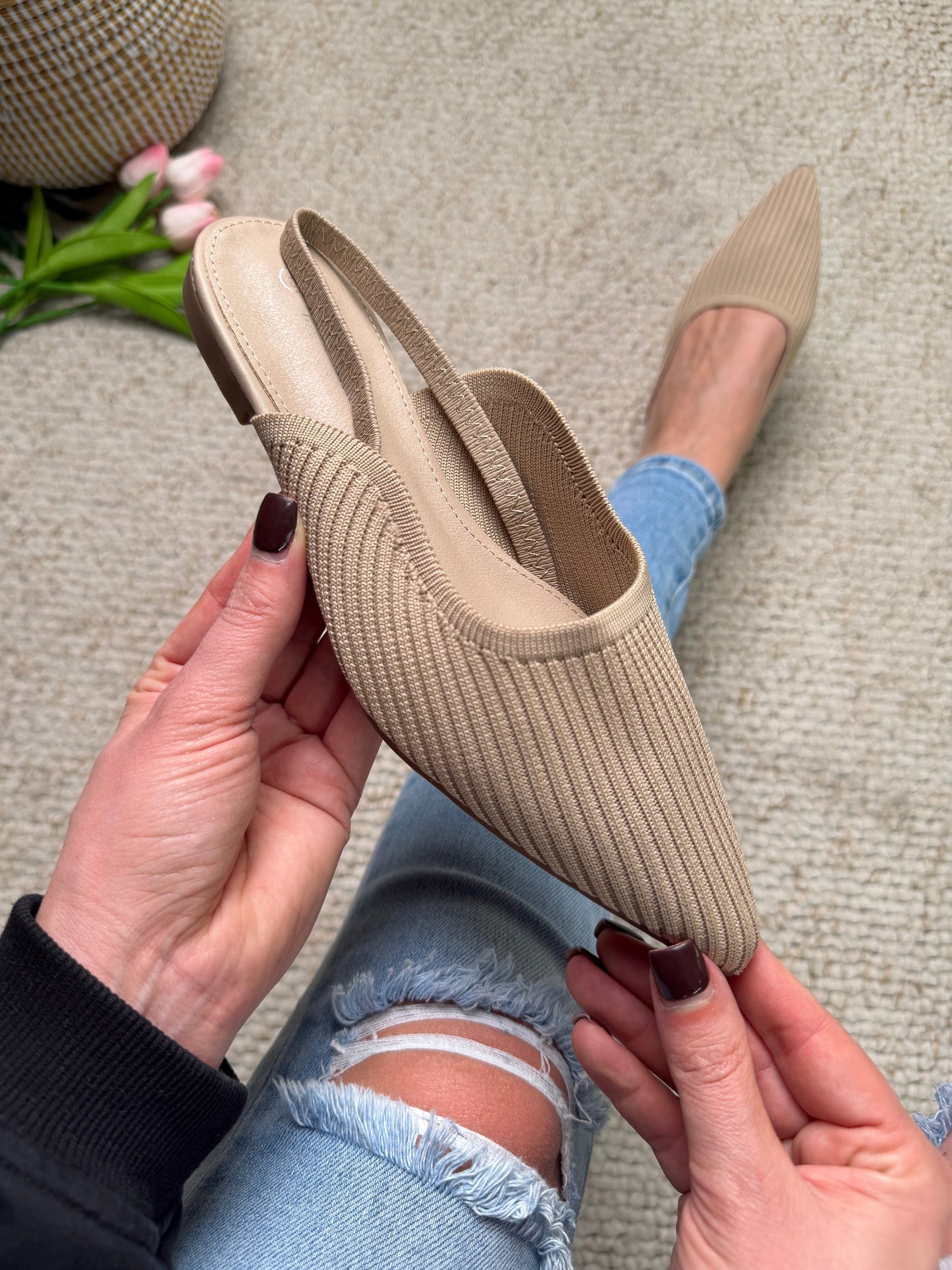 Slip-on Femme avec Bout Pointu et Boucle Dorée Lucyle
