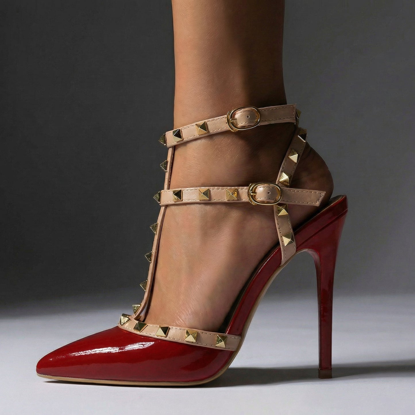 Talons Hauts Femme avec Cuir Végétalien et Clous Lucyle